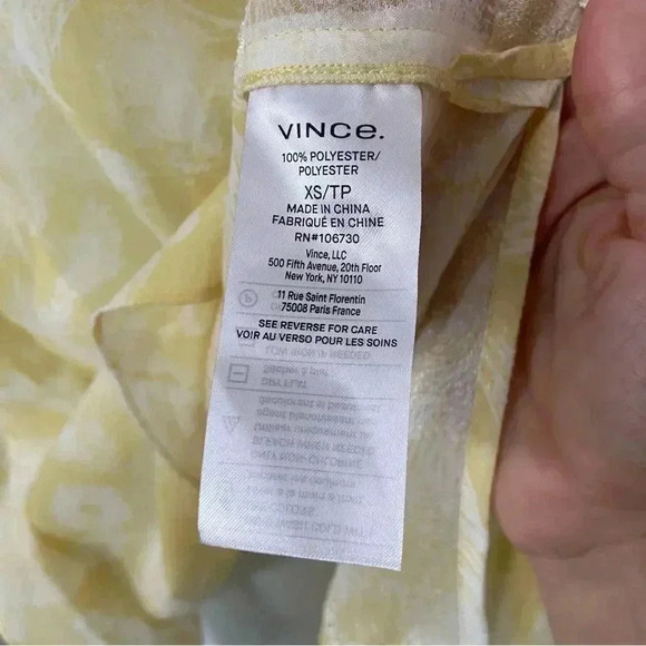 NWT Vince Pastel Floral Blouse Butter Yellow size XS - Picture 9 of 13